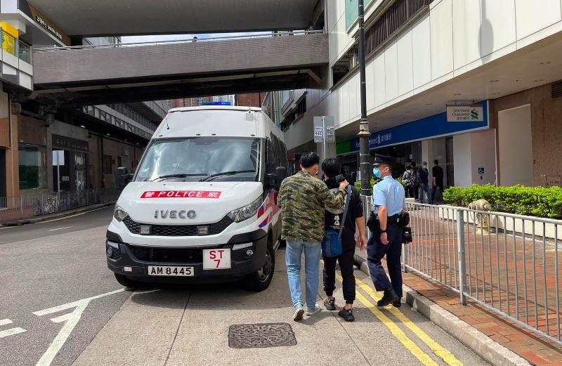 香港最新防疫政策下的独特小巷风情与隐藏特色小店探访