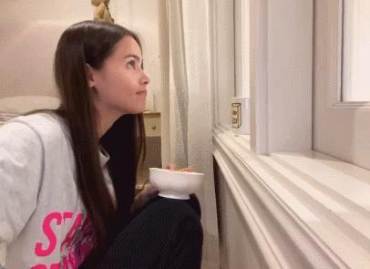 yaya和nadech最新消息,Yaya和Nadech最新消息，泰娱界的璀璨双子星