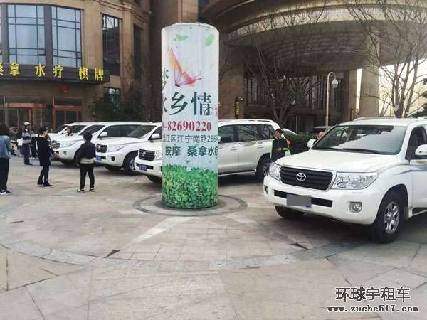 成都租车公司与小巷特色小店，排名与价格深度解析