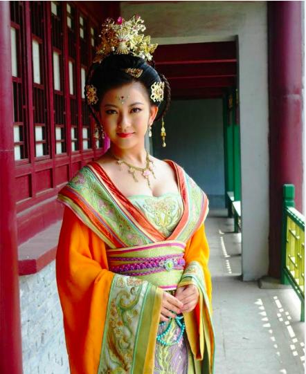 演员黄娟,与自然美景的邂逅,寻找内心的宁静之旅