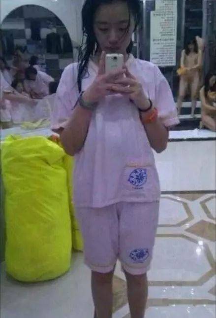 最新洗澡自拍，自我表达的新方式探讨