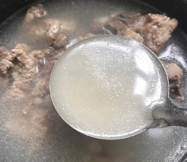 小巷深处的味觉奇遇，最新水煮高汤探秘